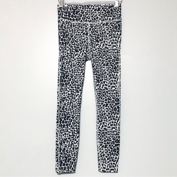 Outdoor Voices TechSweat Flex 7/8 Leopard Print Leggings - Picture 2 of 6